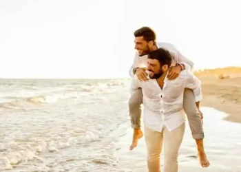 6 Activities to Strengthen Your Relationship on a Couples Retreat