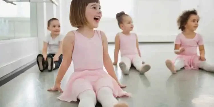 Dressing Your Children: A Guide to Style, Comfort, and Practicality