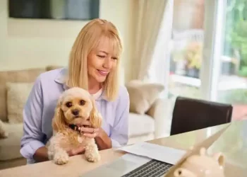 Fall Grooming Tips Preparing Your Pets for Cooler Weather and the Role of Pet Insurance