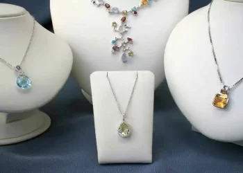 Heartfelt Connections The Sentimental Journey of Jewelry