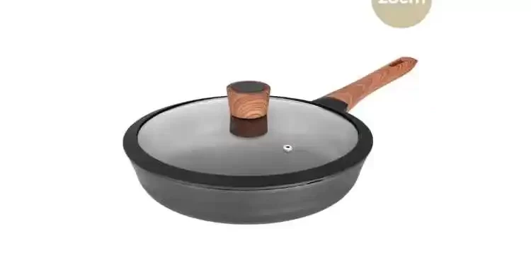 A Guide To The Different Types of Frying Pans