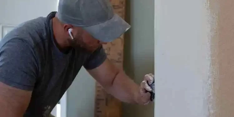 Enjoy Quality Drywall Repairs on Demand by a Handyman for your Home in Georgia