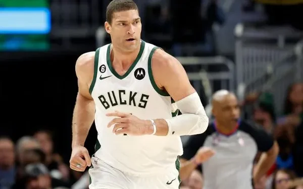 Brook Lopez