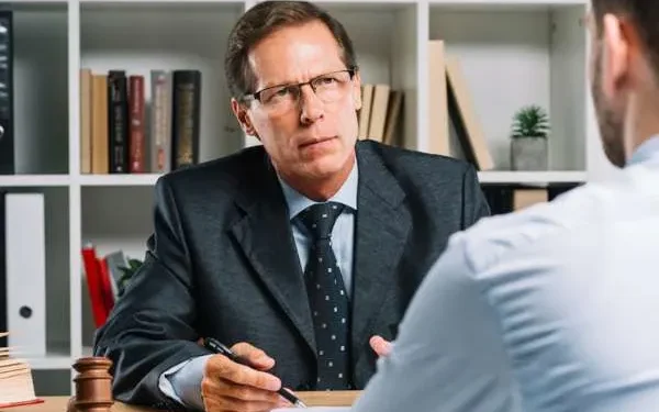 How a Criminal Defense Lawyer Can Help Your Case